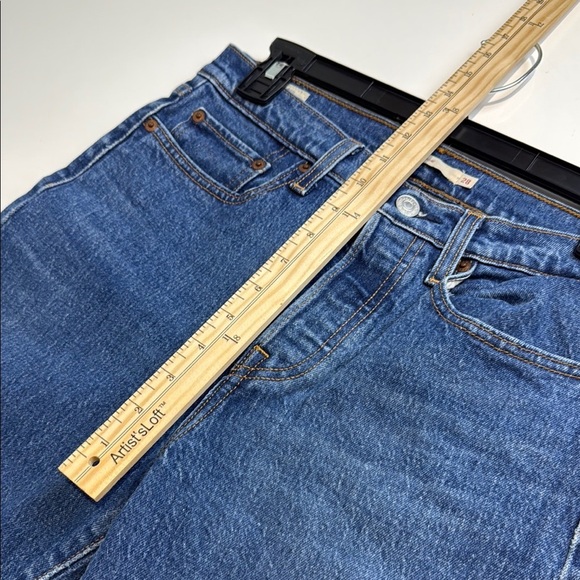 Levi's Women's Wedgie Jeans Size 28 - Picture 6 of 9